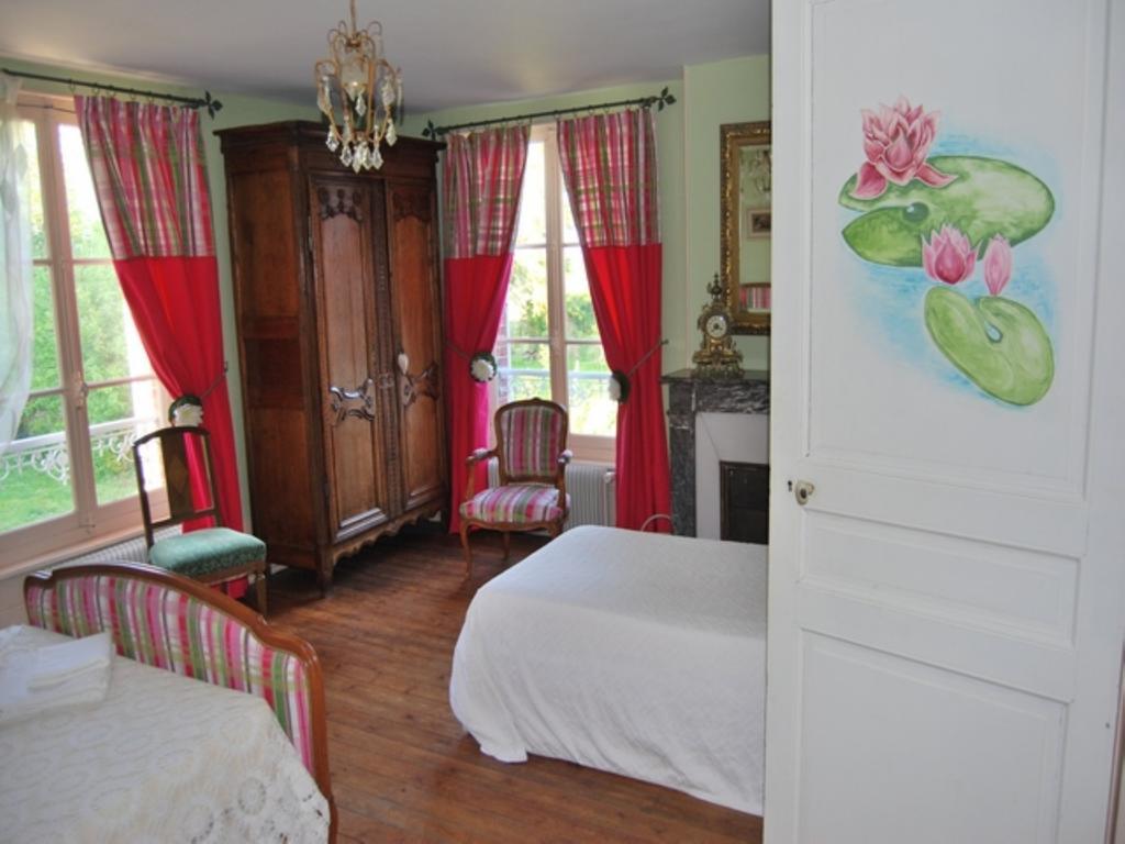 Chez Francine Et Xavier Bed and Breakfast Froissy  Εξωτερικό φωτογραφία